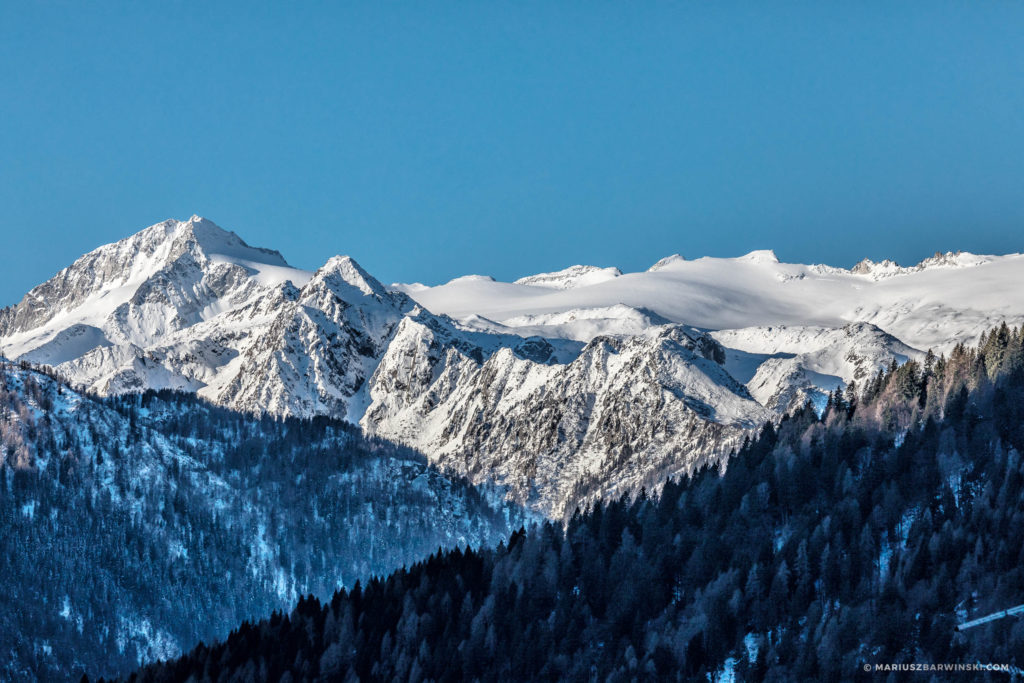 Z Madonny di Campiglio na przełęcz Tonale.