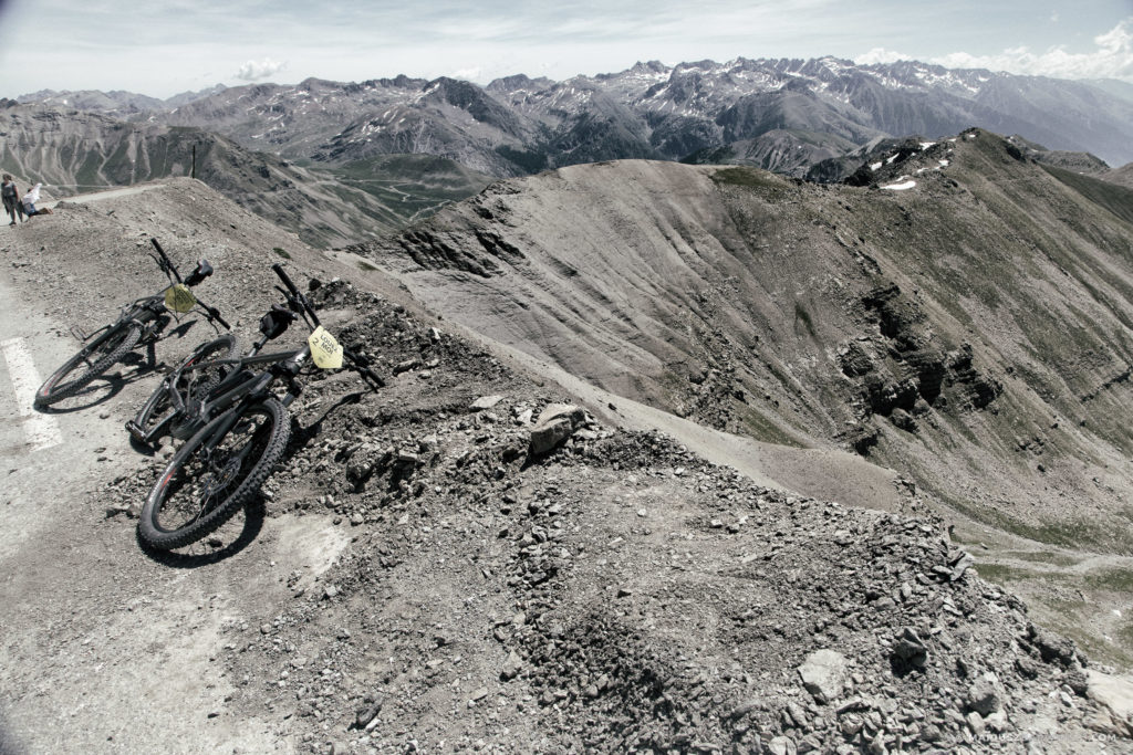 Najwyższa droga w Europie – Col de la Bonette.