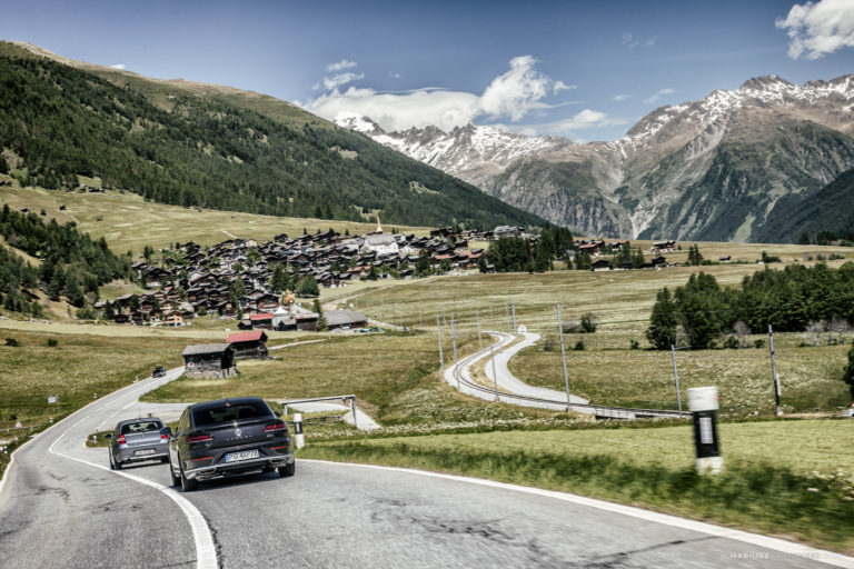 Śladami Jamesa Bonda – Furka Pass.