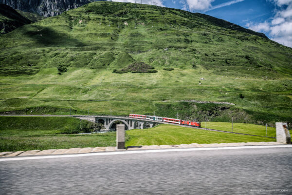 Śladami Jamesa Bonda – Furka Pass.