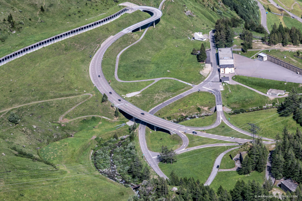 Śladami Jamesa Bonda – Furka Pass.