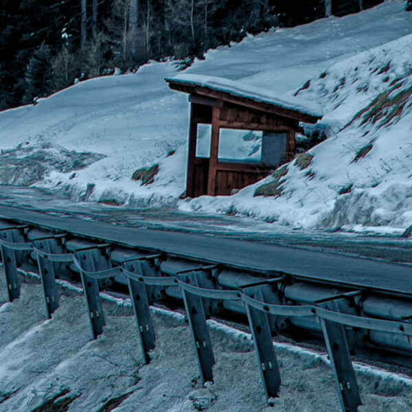 Mglisty i mroźny poranek w Dolomitach - obrazek 2